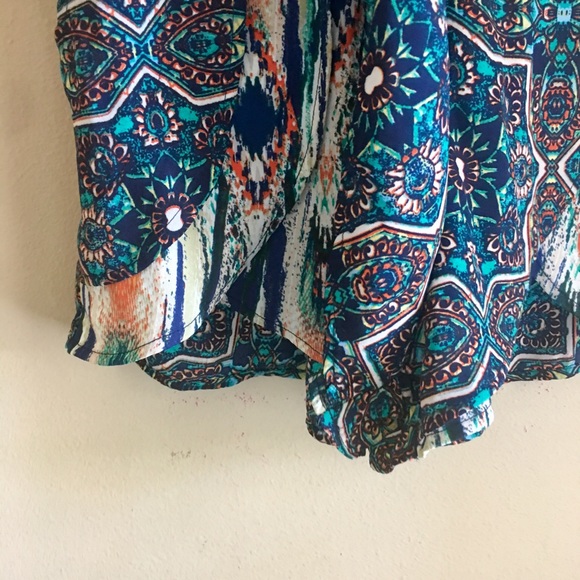 NWOT Gorgeous Layered Tulip Hem Flowy Shorts! - Picture 6 of 6